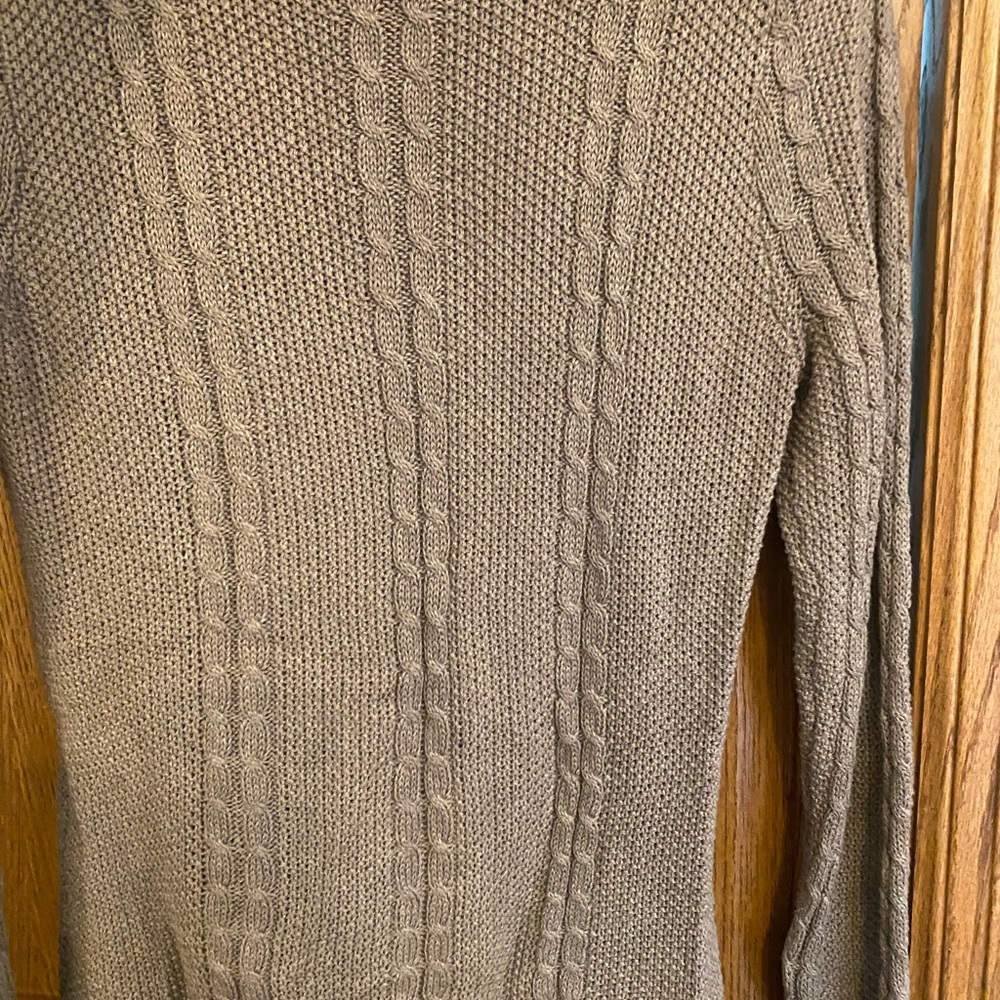 Sweater - Picture 3 of 3
